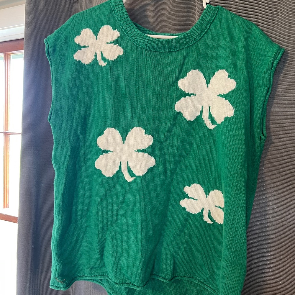 Amazon Green and White Clover Sweater